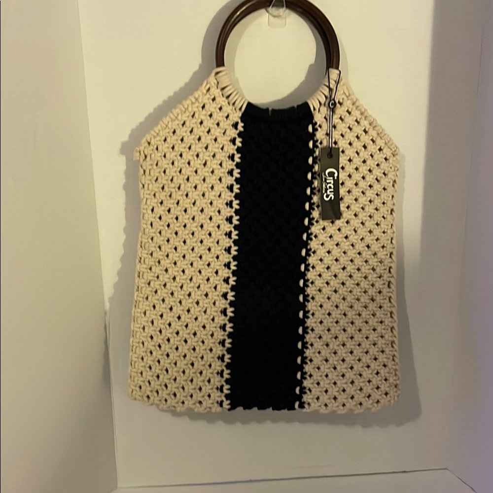 Circus by Sam Edelman bone/black purse with wooden handles